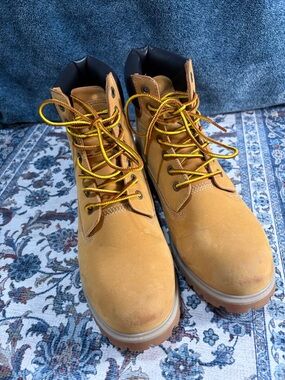 Size 11 men’s) Lugz Men's Wheat Lace-Up Work Boots with Yellow Trim